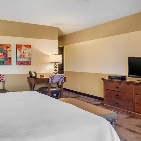 Carlton Oaks Lodge, An Ascend Collection Hotel-2