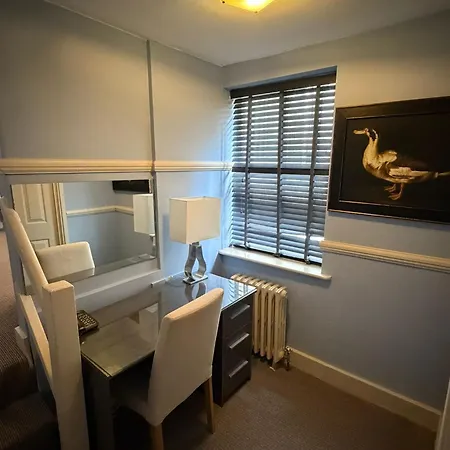 Fielding Hotel-3