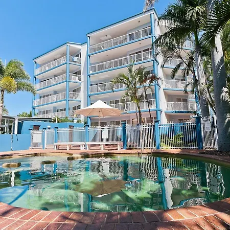 White Crest Apartments-2