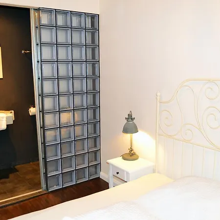 St. Pauli Lodge-3