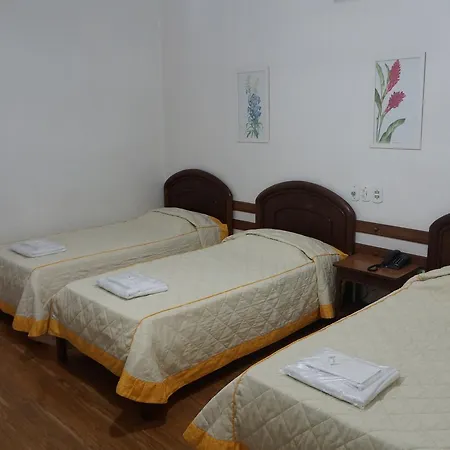 Rhud'S Hotel-2