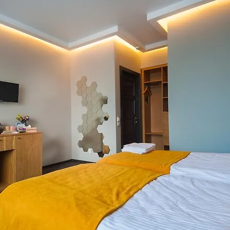 Beehive Hotel-3