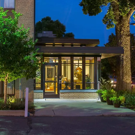 University Inn-3