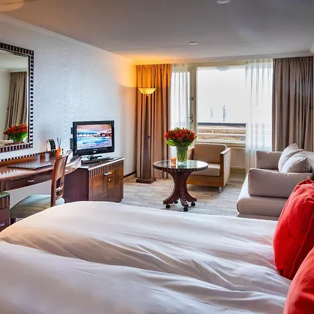 Beach Hotel Noordwijk-3