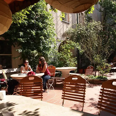 Vienna Hostel Ruthensteiner-2