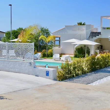 Centurio luxury rooms-2