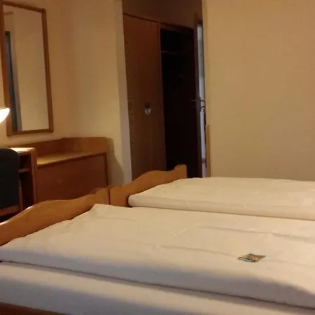 Hotel Garni Stadt Friedberg-3