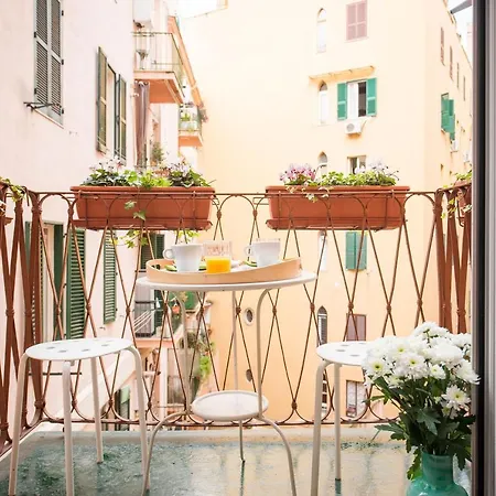 Domus Victoria Guest House-2