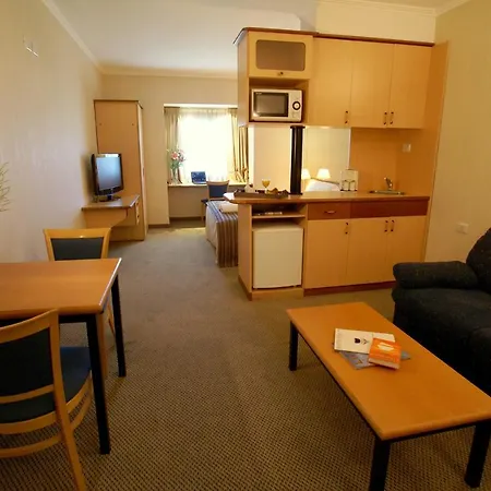 Hotel Aeroparque Inn & Suites-2
