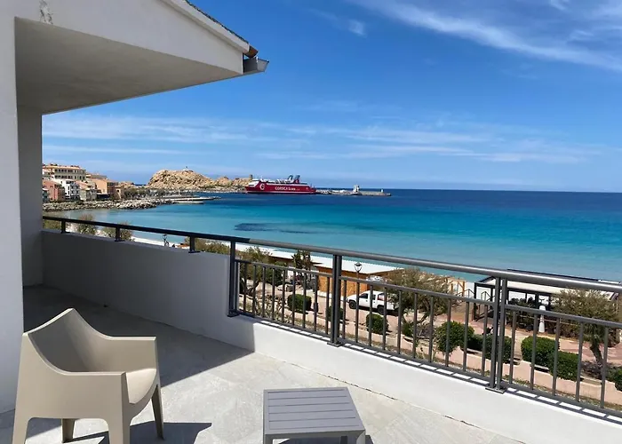 Hôtel L'Isula Marina LʼÎle-Rousse