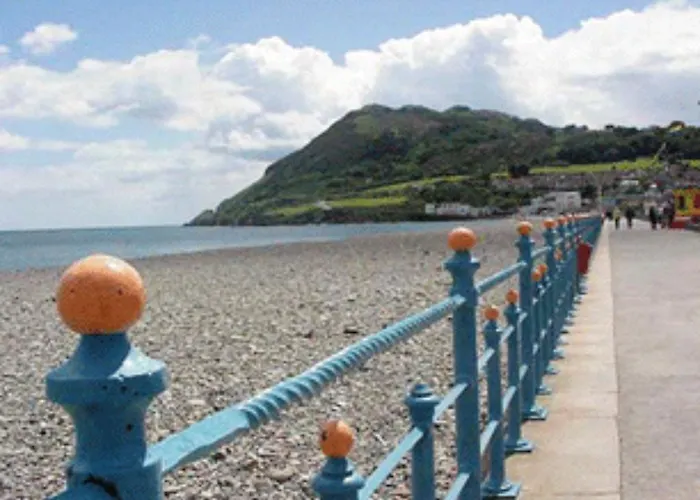 Esplanade Hotel On The Seafront Bray