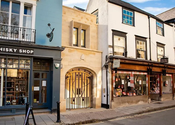 Turl Street Mitre