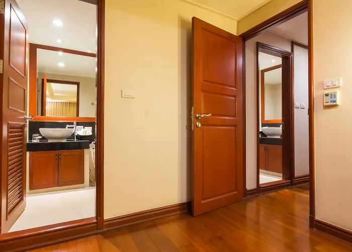 Centre Point Sukhumvit 10 - SHA Extra Plus