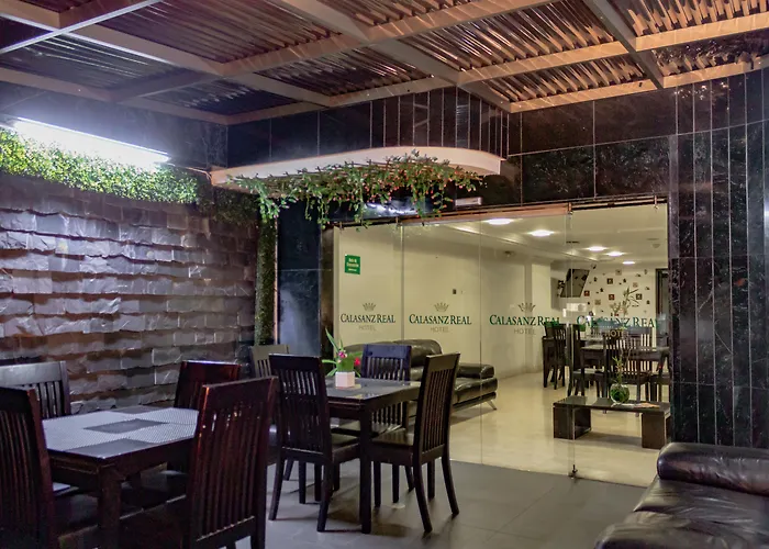 Hotel Calasanz Real