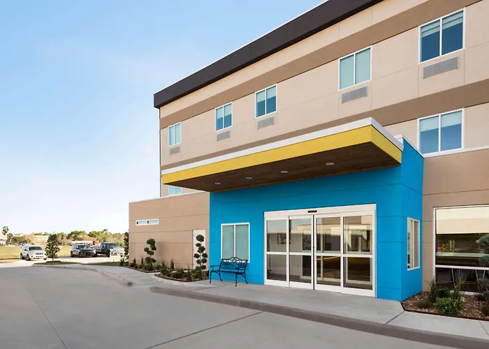 Days Inn By Wyndham Beaumont West I-10 Walden