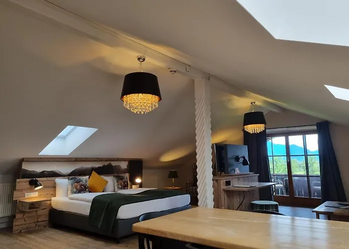 Gasthof Chiemseefischer Grabenstätt
