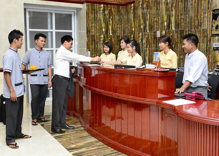 Hotel Grand United - Ahlone Branch
