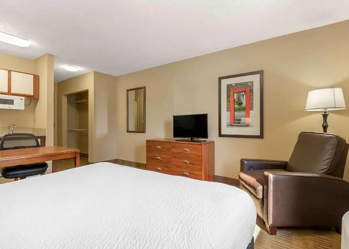 Extended Stay America Suites - Tulsa - Midtown
