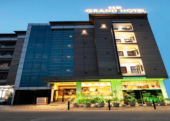 Hr Grand Hotel New Delhi