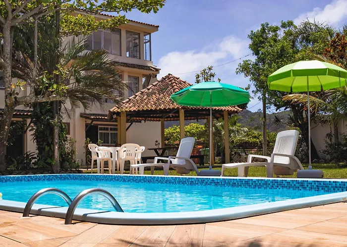 Praia Do Santinho Pousada Residence