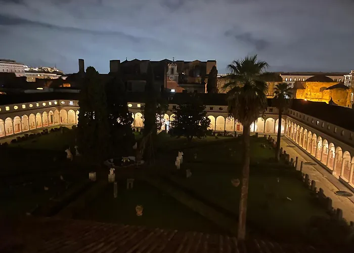 Camera X2 Con Magnifica Vista Sul Chiostro Di Michelangelo E Le Terme Di Diocleziano Roma
