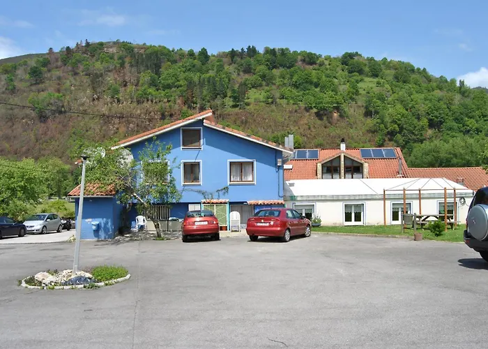 Hotel Avelina Onís
