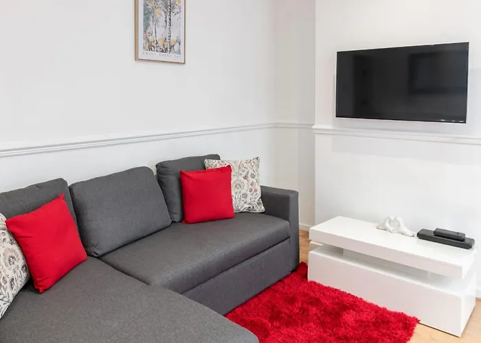 Host & Stay - Bardsay Road Liverpool