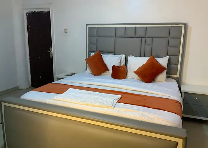 Jcb Hotel