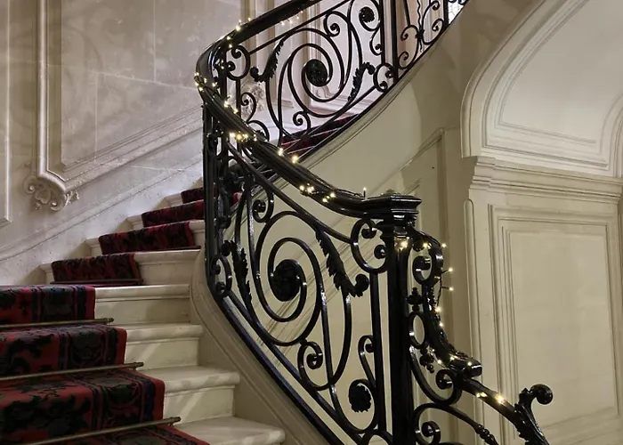 Parc Monceau Bed & Breakfast Paris