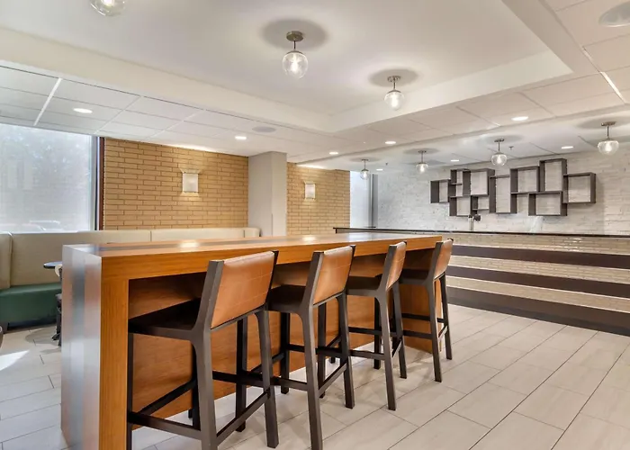 Drury Inn & Suites Atlanta Airport