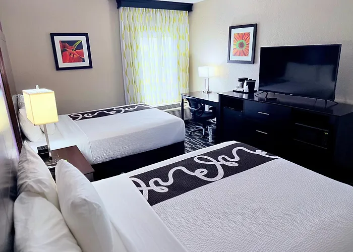 La Quinta By Wyndham Orlando Universal Area - Free Shuttle To Universal
