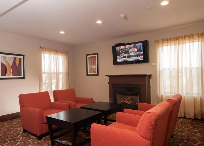 Holiday Inn Express Vernon-Manchester By Ihg