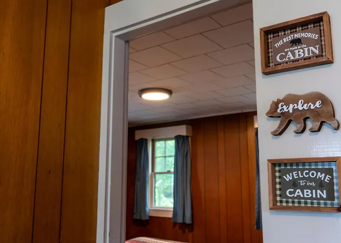 Mount Coolidge Motel
