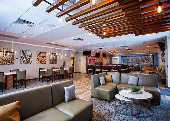 Doubletree By Hilton Neenah