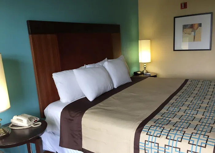 Clarion Pointe Atlanta Airport College Park