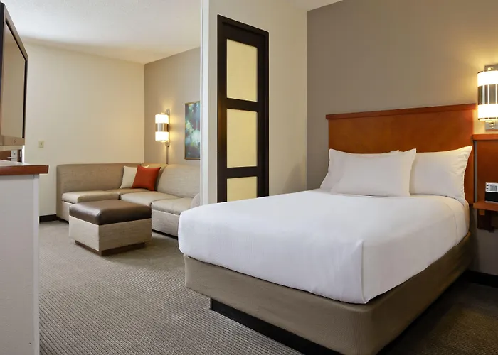 Hyatt Place Across From Universal Orlando Resort