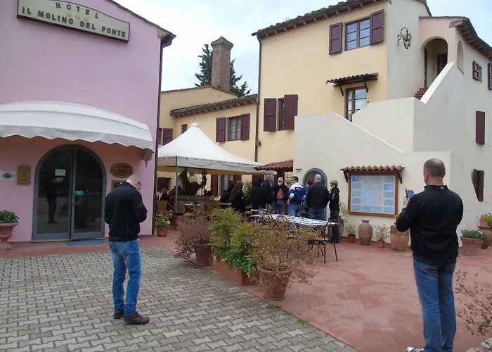 Motorrad-Hotel Toskana - Bei Giorgio Den Besten Preis Montespertoli