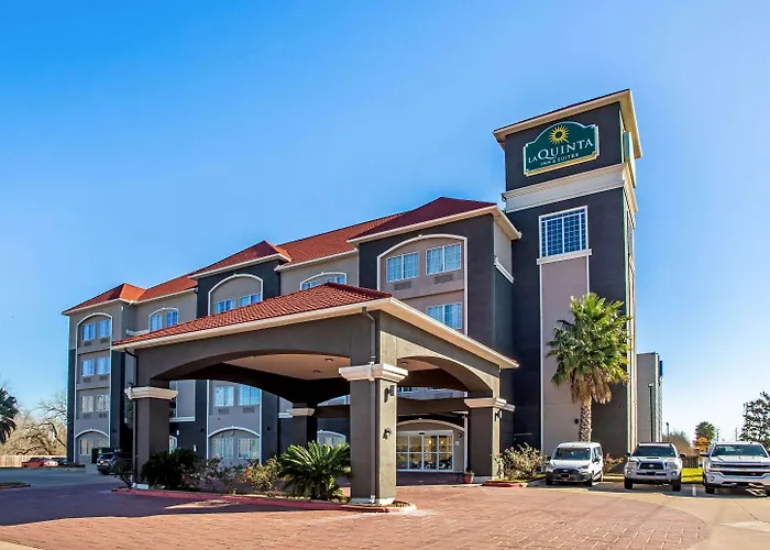 La Quinta By Wyndham Columbus Tx Hotel