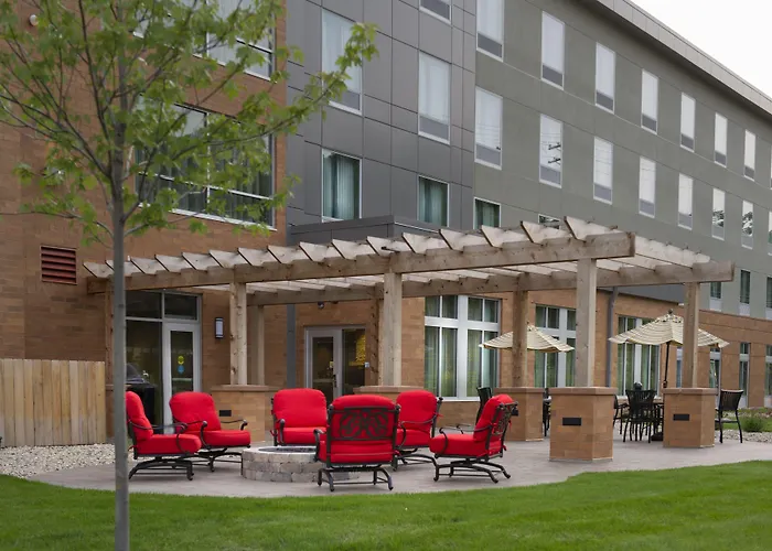 Holiday Inn Express And Suites Madison Central By Ihg