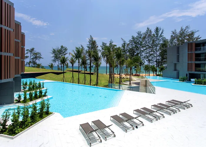 Hotel La Vela Khao Lak