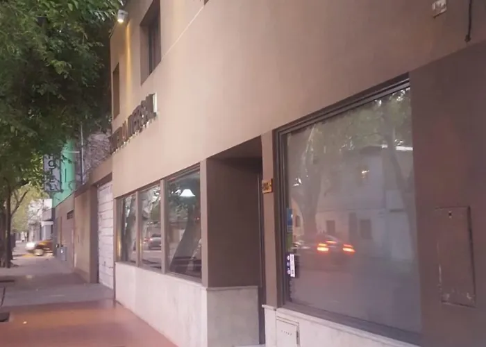 Hotel Universal Mendoza