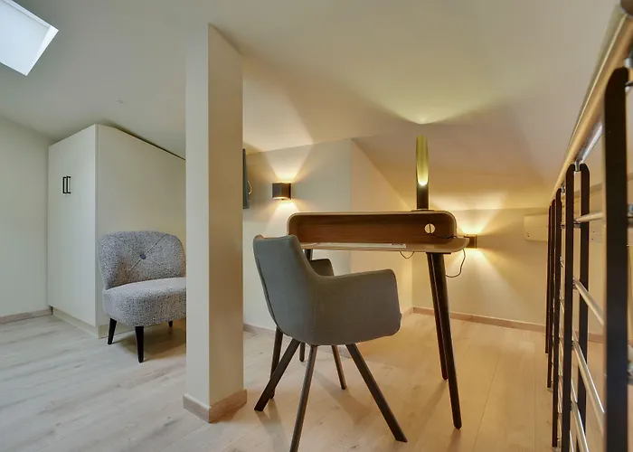 Villa Erizio Aparthotel - A Bucolic And Urban Break