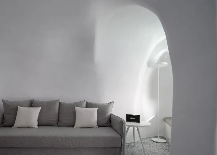 Echoes Luxury Suites (Adults Only) Ia
