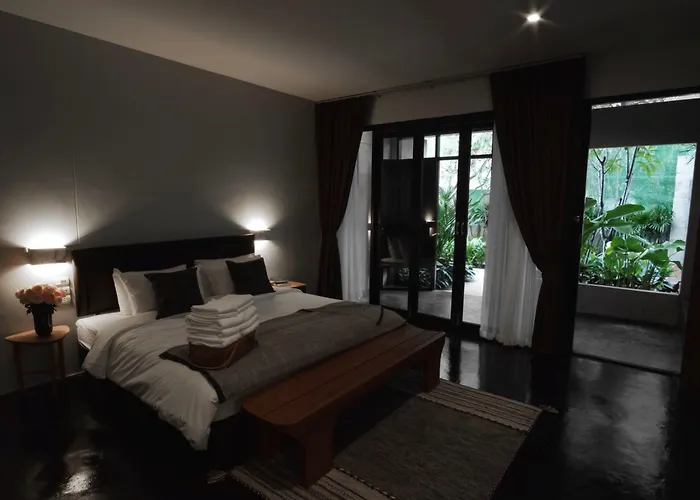 Cherlock Hotel Chiang Mai