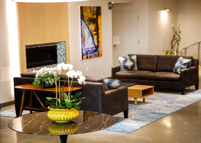 Wingate By Wyndham Bronx Haven Park