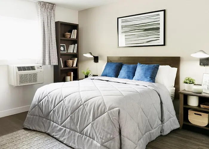 Intown Suites Extended Stay Columbus Oh - North