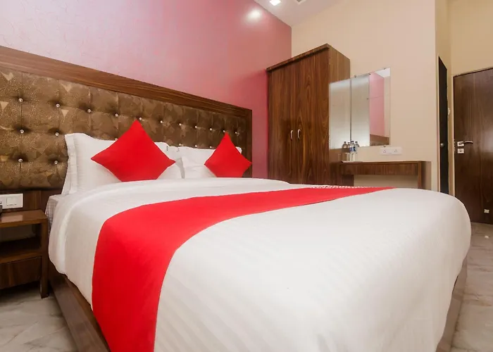 Hotel O Greenforest Near Airport Road Metro Station