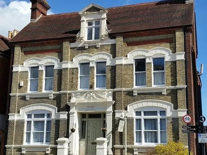 Trafalgar Guest House