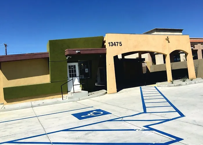 Europa Inn & Suites