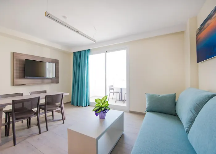 Apartamentos Los Angeles Sant Antoni de Portmany